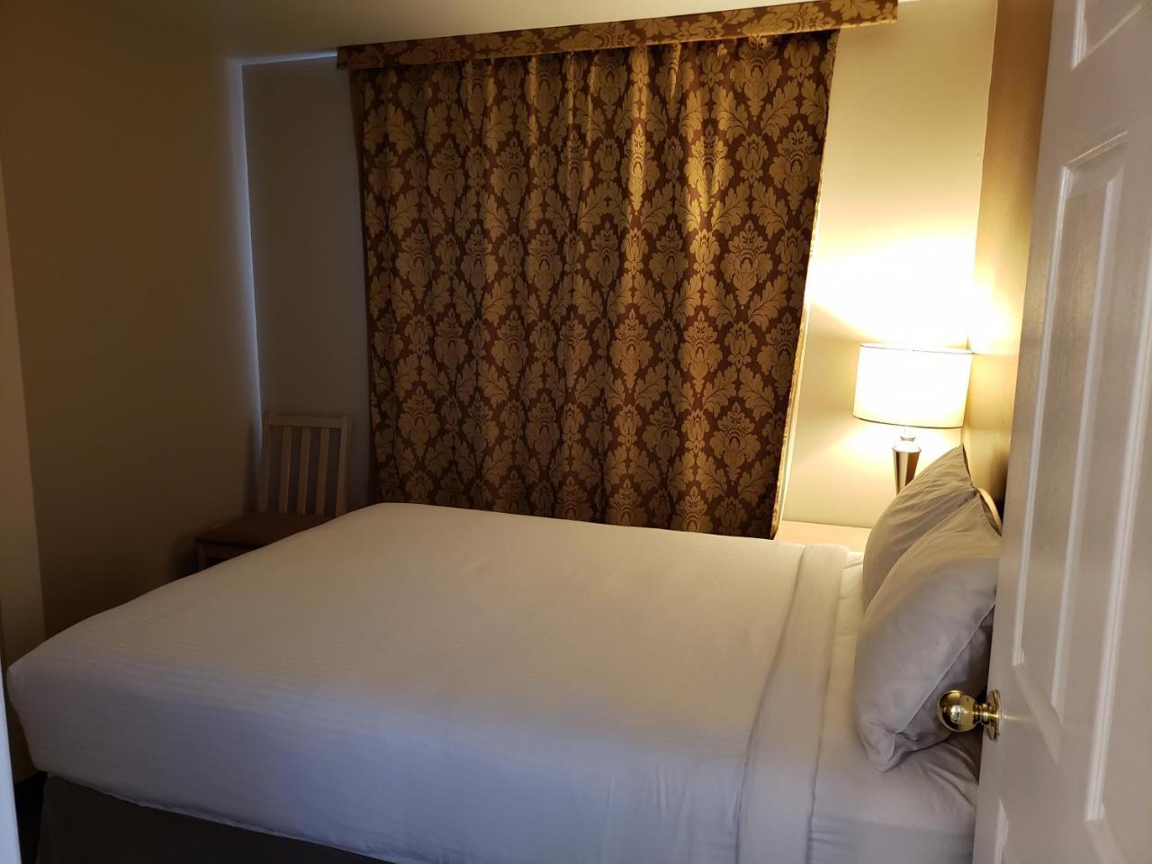 Shemron Suites Hotel Deep River Exteriér fotografie