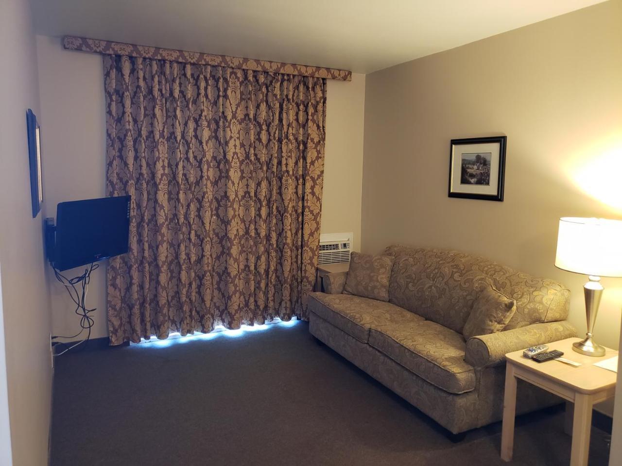 Shemron Suites Hotel Deep River Exteriér fotografie