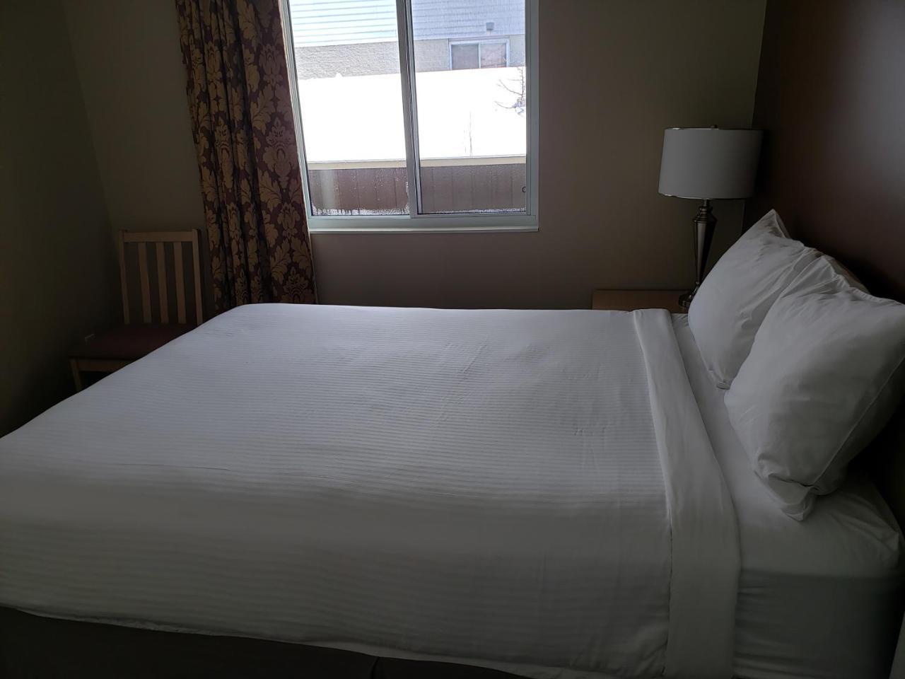 Shemron Suites Hotel Deep River Exteriér fotografie